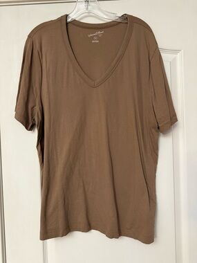 V-Neck Brown Tee